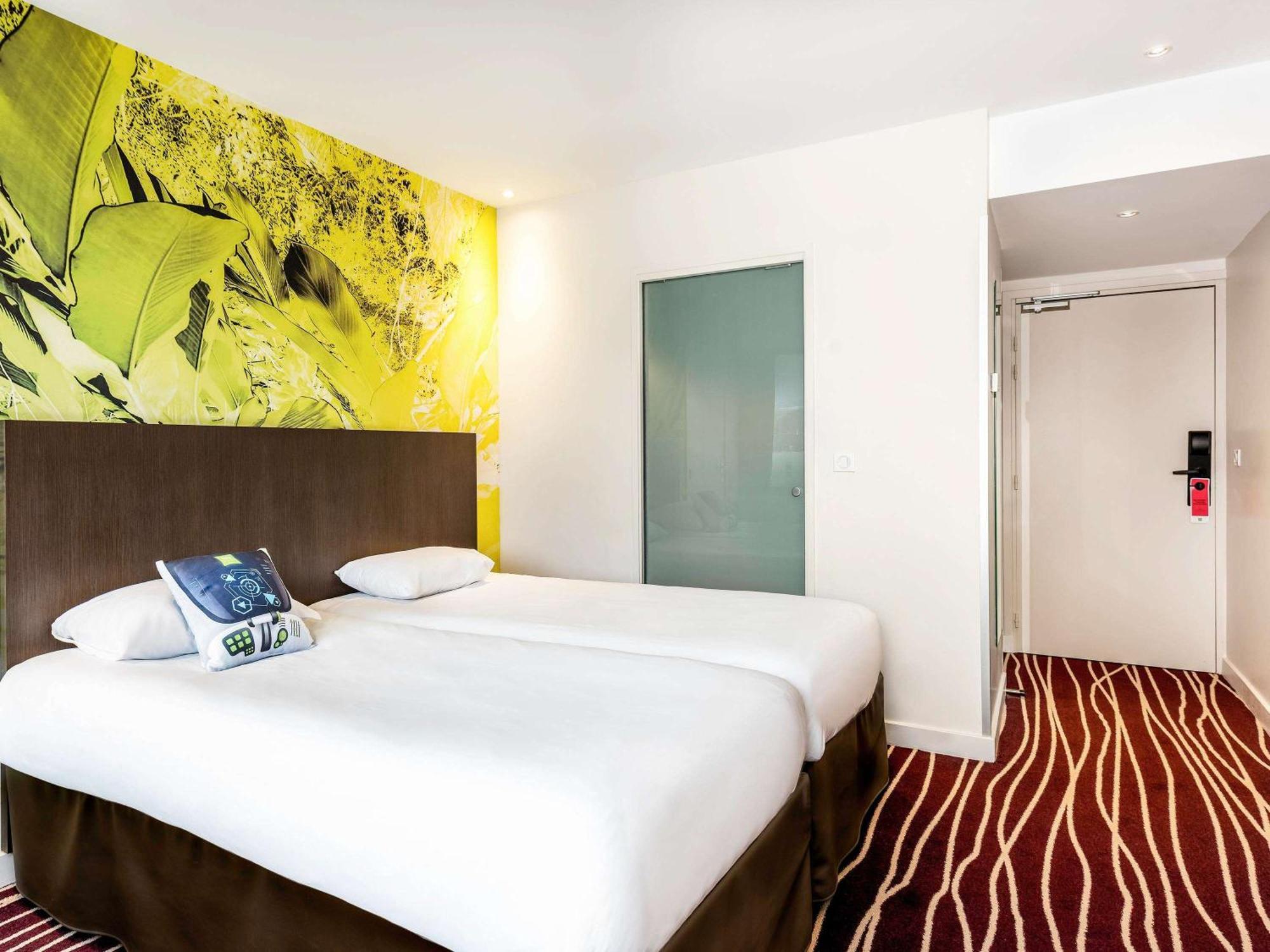 Ibis Styles Saint Julien En Genevois Vitam Неданс Екстериор снимка