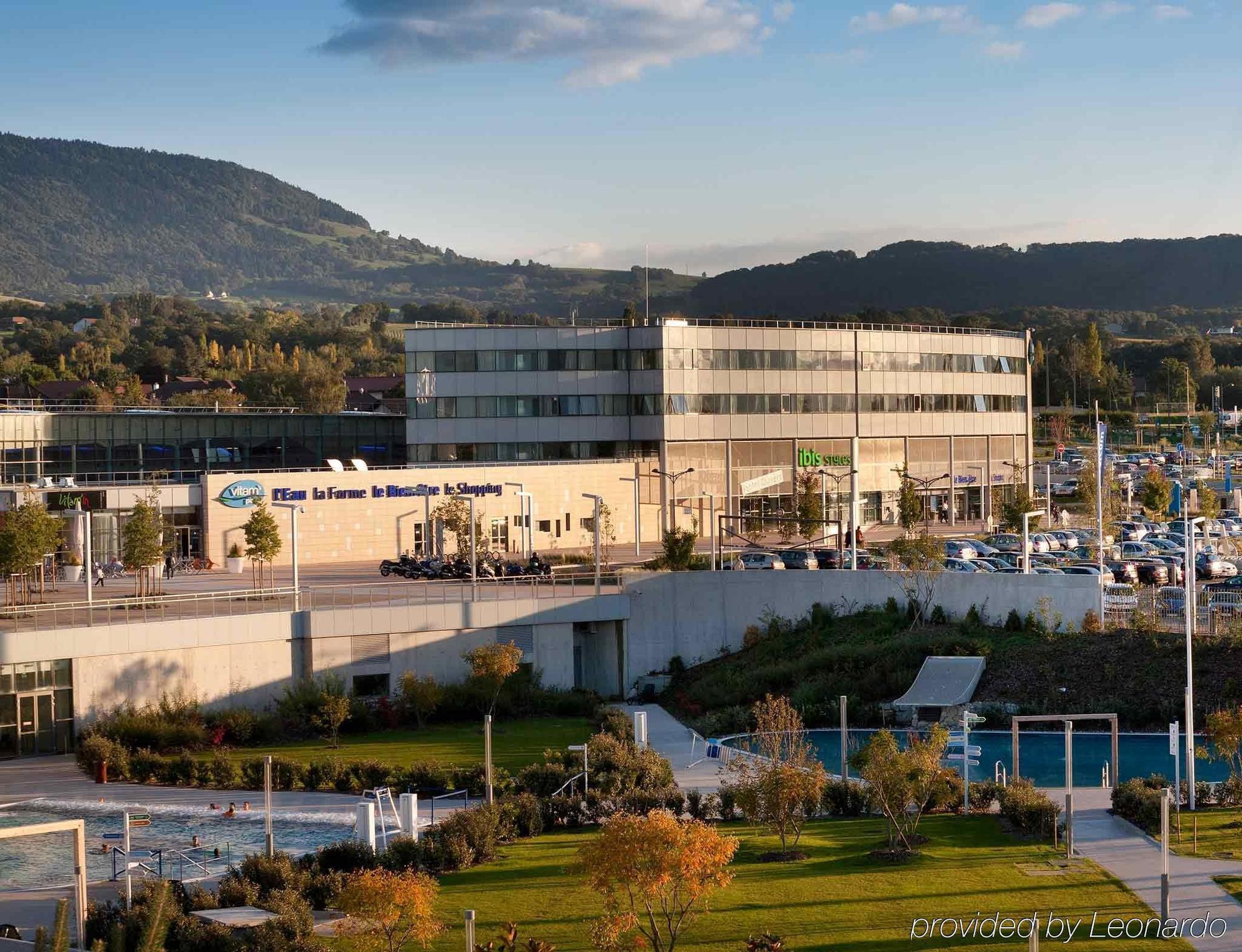 Ibis Styles Saint Julien En Genevois Vitam Неданс Екстериор снимка