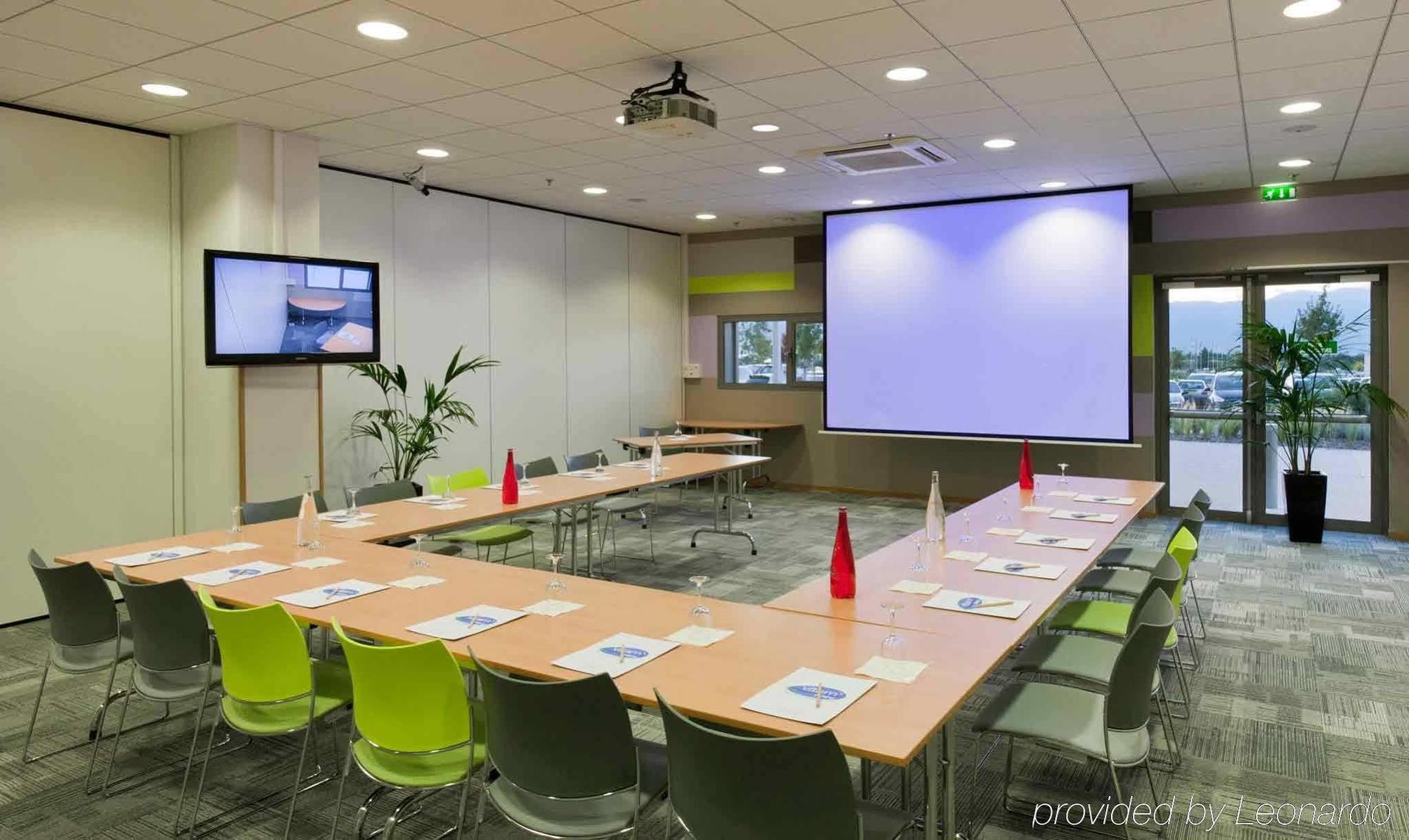 Ibis Styles Saint Julien En Genevois Vitam Неданс Бизнес снимка