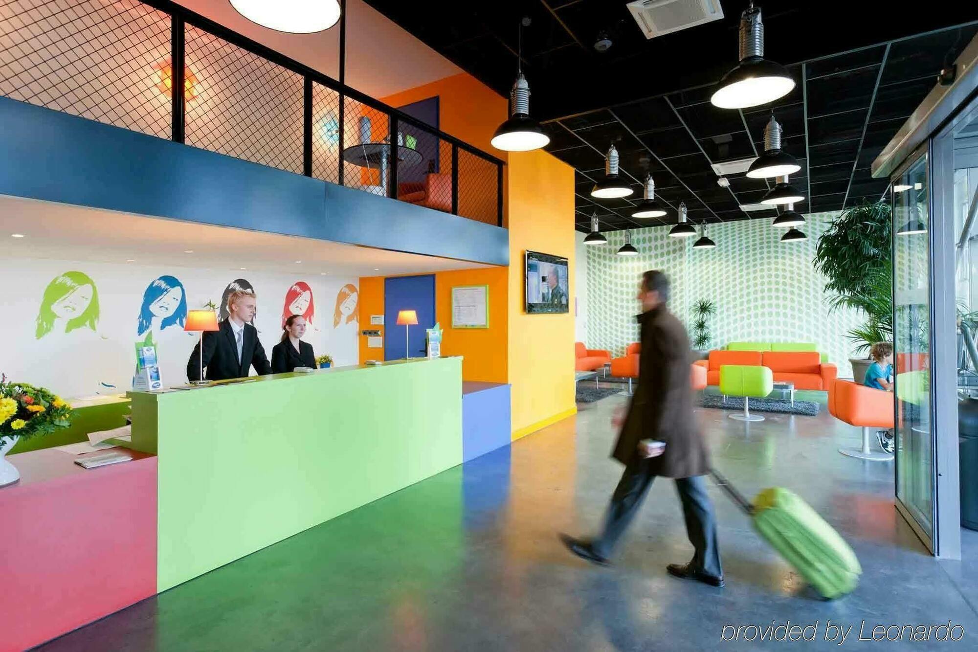 Ibis Styles Saint Julien En Genevois Vitam Неданс Екстериор снимка